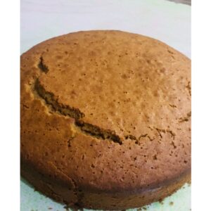UN-ICED ROUND CAKES